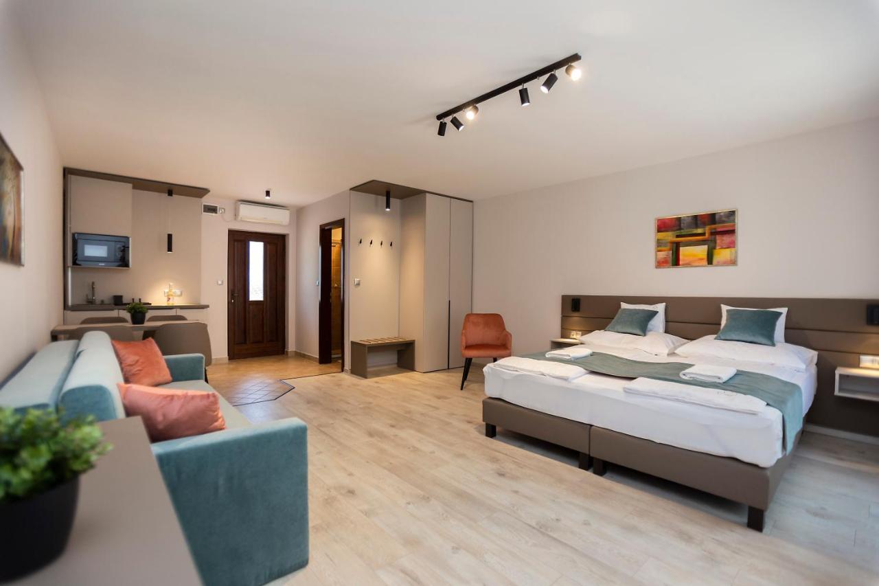 Vegvar Spa Apartman Gyula Εξωτερικό φωτογραφία