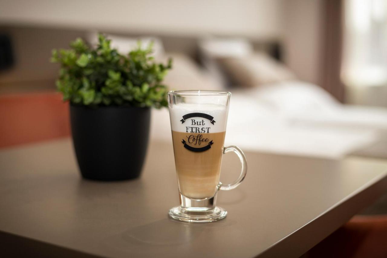 Vegvar Spa Apartman Gyula Εξωτερικό φωτογραφία
