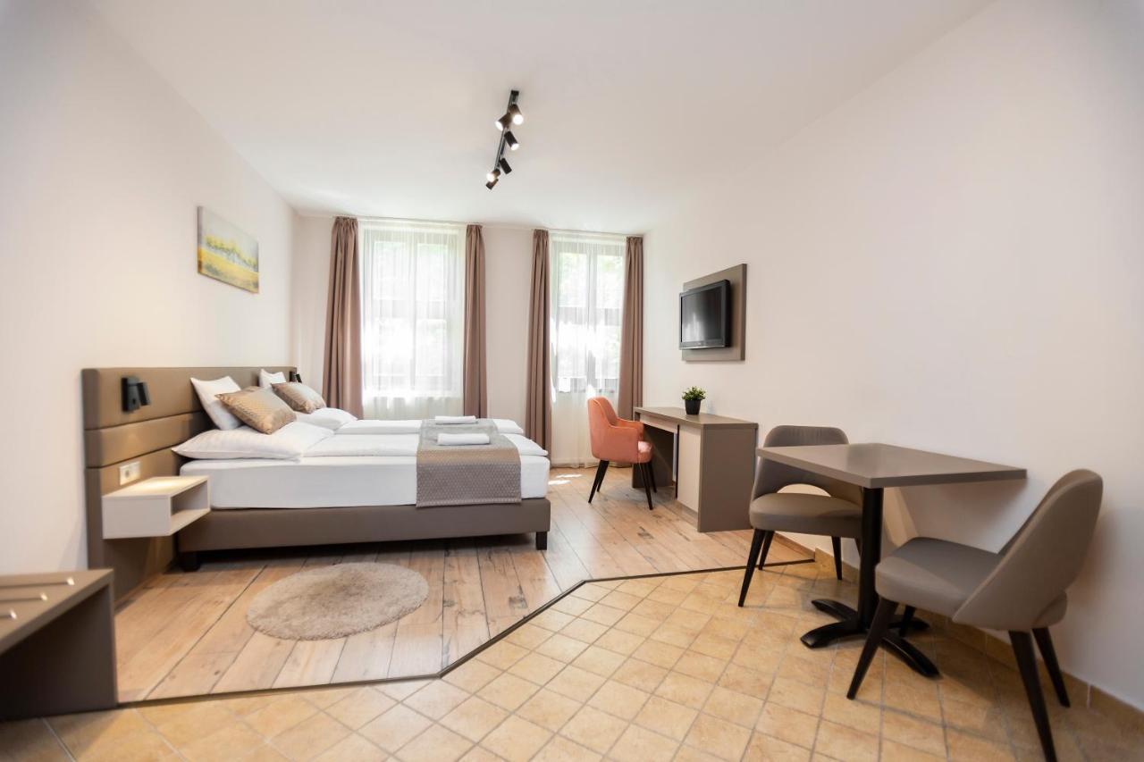 Vegvar Spa Apartman Gyula Εξωτερικό φωτογραφία