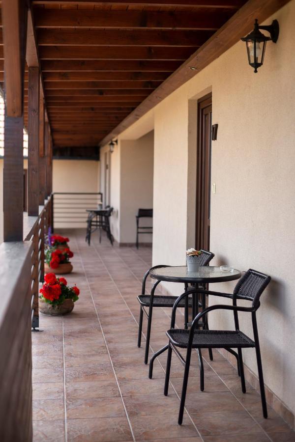 Vegvar Spa Apartman Gyula Εξωτερικό φωτογραφία