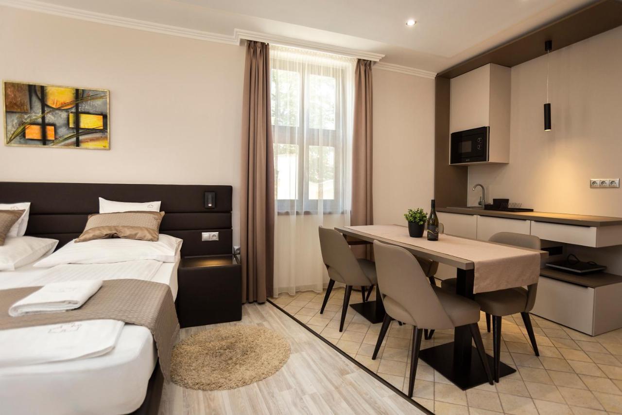 Vegvar Spa Apartman Gyula Εξωτερικό φωτογραφία