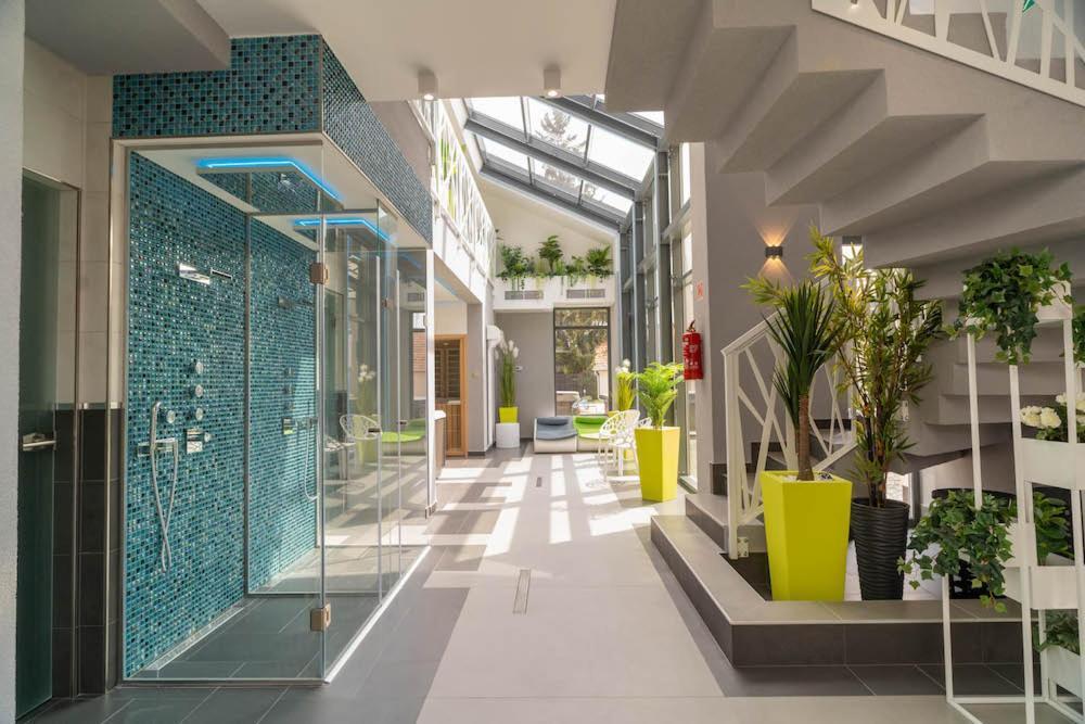 Vegvar Spa Apartman Gyula Εξωτερικό φωτογραφία