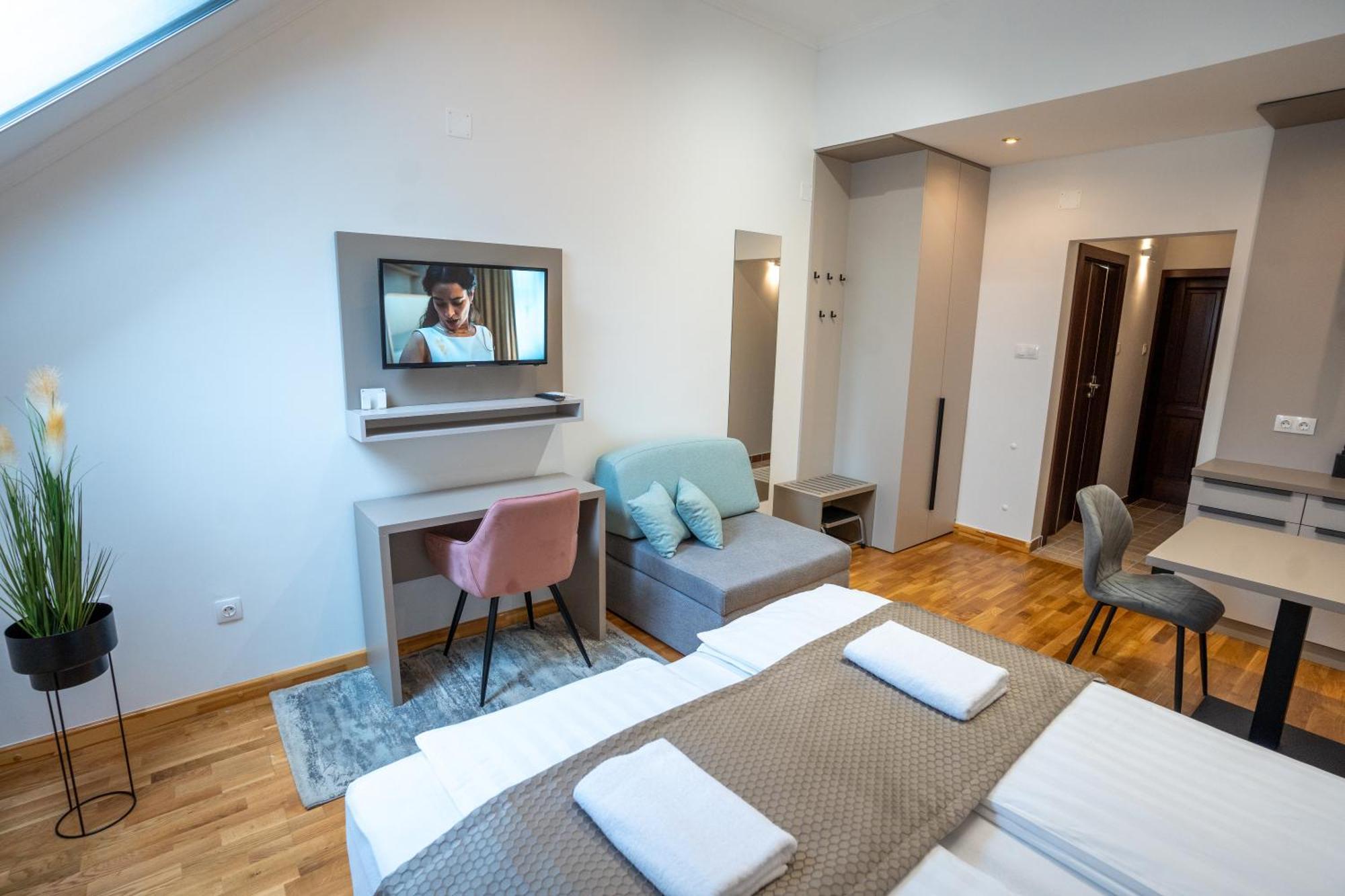 Vegvar Spa Apartman Gyula Εξωτερικό φωτογραφία
