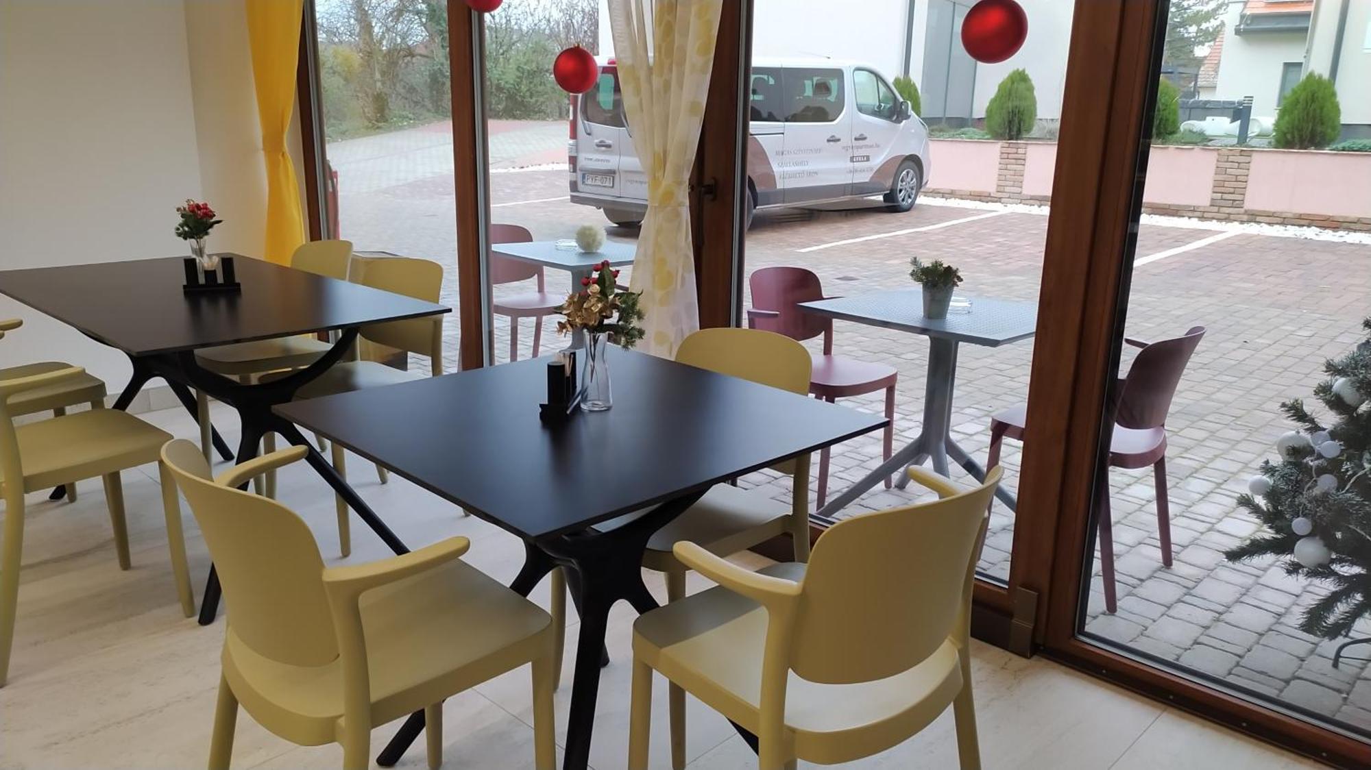Vegvar Spa Apartman Gyula Εξωτερικό φωτογραφία